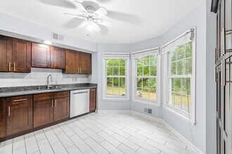 62 Brookstone Cir in Morris Plains, NJ - Building Photo - Building Photo