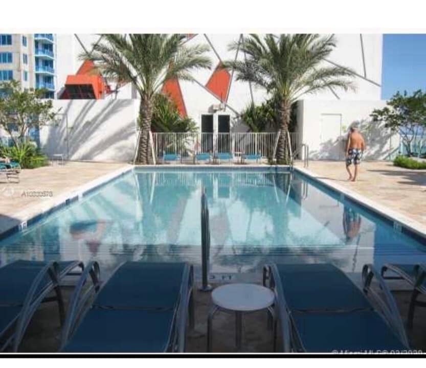 133 2nd NE Ave, Unit 2001 in Miami, FL - Foto de edificio