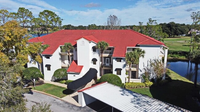 property at 443 Hamptoncrest Cir