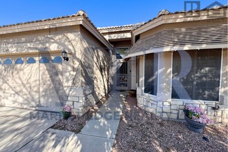 10268 W Potter Dr in Peoria, AZ - Building Photo - Building Photo