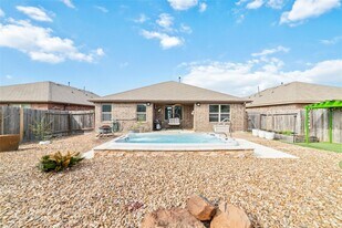 3319 McDonough Way in Katy, TX - Building Photo