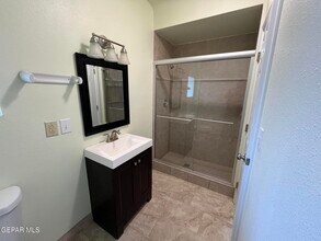 614 E Missouri Ave in El Paso, TX - Building Photo - Building Photo