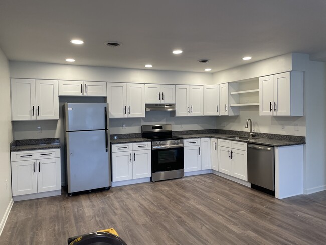 126 Ridgeview St, Unit 201 in Danville, PA - Building Photo - Building Photo