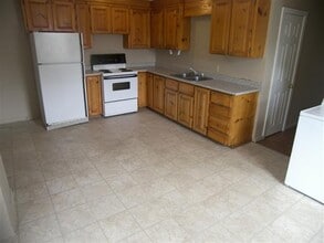 115 Portland St in Dartmouth, NS - Building Photo - Building Photo