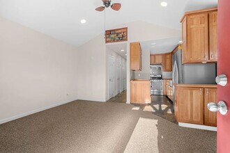 4422 Up Chick St in Placerville, CA - Foto de edificio - Building Photo