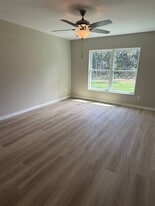 7063 N Ripley Dr in Citrus Springs, FL - Building Photo