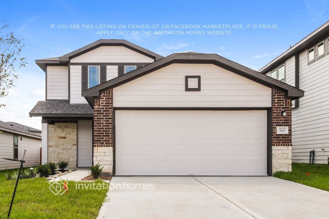 24715 Linaria Dr in Montgomery, TX - Building Photo