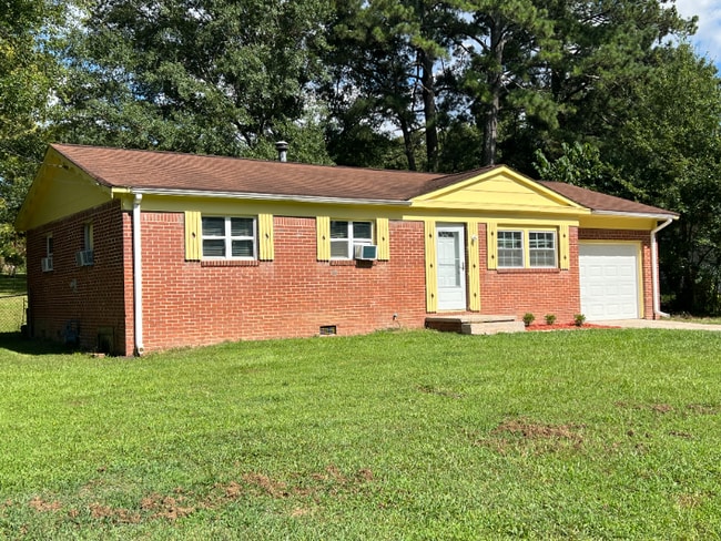 1490 Cedar Creek Ln in Riverdale, GA - Building Photo - Building Photo