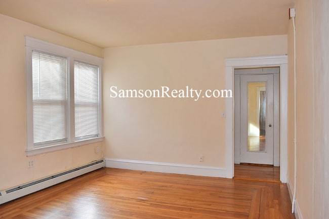 100 Taft Ave, Unit 3 in Providence, RI - Foto de edificio - Building Photo