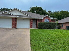 1713-1715 Park Place Unit in Sherman, TX - Building Photo