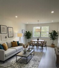 17255 SW 95th Ave in Palmetto Bay, FL - Building Photo - Building Photo