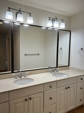 255 Sea Forest Ct, Unit 255 in Del Mar, CA - Foto de edificio - Building Photo