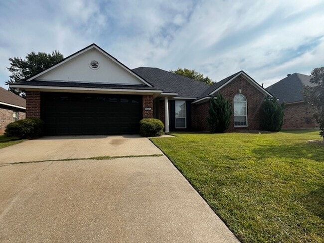 property at 1605 Winchester Dr