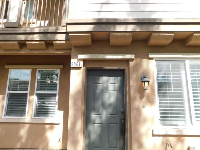 3061 Juneberry St in Orange, CA - Building Photo - Building Photo