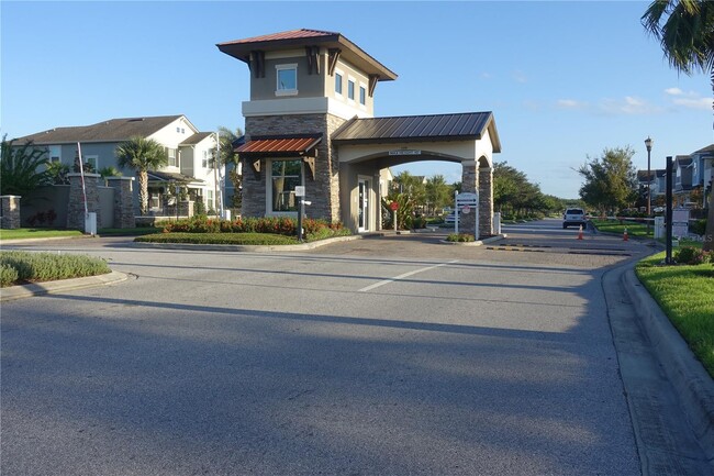 3021 Jardin St in Kissimmee, FL - Foto de edificio - Building Photo