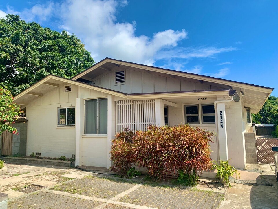 2144 Kolo Pl in Wailuku, HI - Building Photo