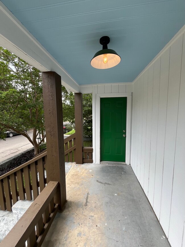 1904 E 10th St in Austin, TX - Building Photo - Building Photo