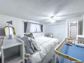 50 Creeping Hemlock Dr in Norwalk, CT - Building Photo - Building Photo