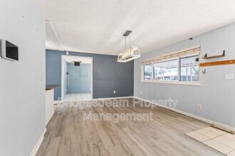 5912 Bavaria Pl in Dayton, OH - Building Photo - Building Photo