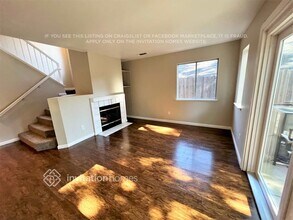 8304 Lonely Hill Way in Antelope, CA - Building Photo - Building Photo