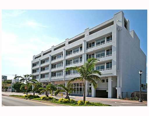 CocoStyle Residences in Coconut Grove, FL - Building Photo - Building Photo