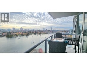 1383 Marinaside Crescent in Vancouver, BC - Building Photo - Building Photo