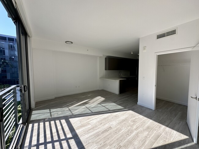 property at 218 NW 34th St