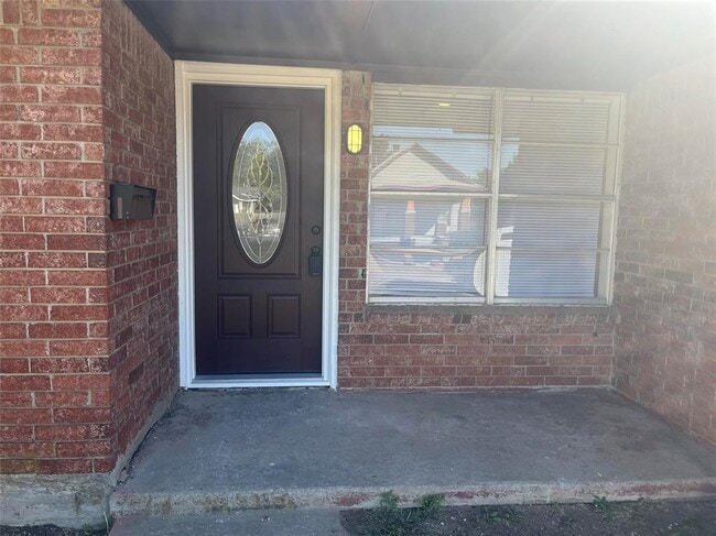 property at 1318 NE 15th St
