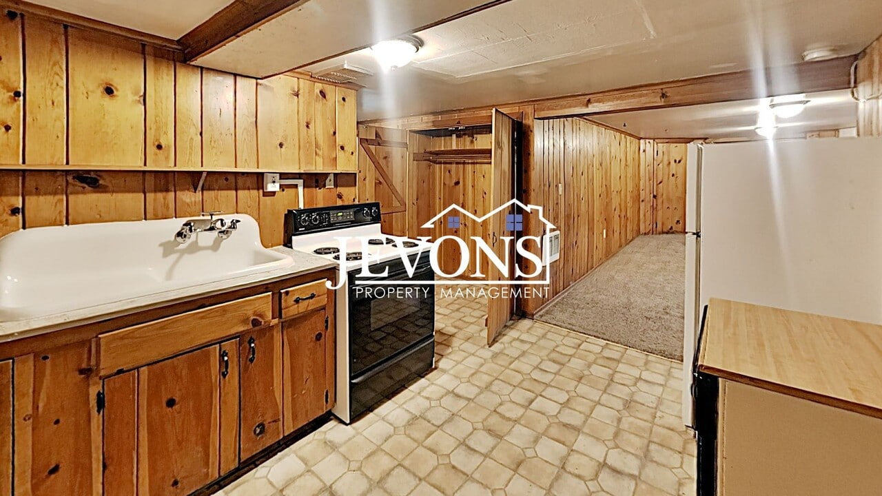 4105 W Lincoln Ave in Yakima, WA - Building Photo