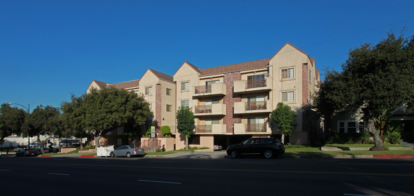 Park Verdugo in Burbank, CA - Foto de edificio