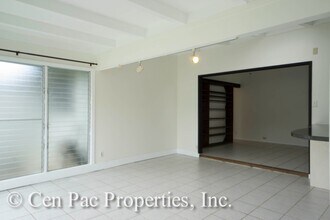 539 Ulumalu St in Kailua, HI - Building Photo - Building Photo