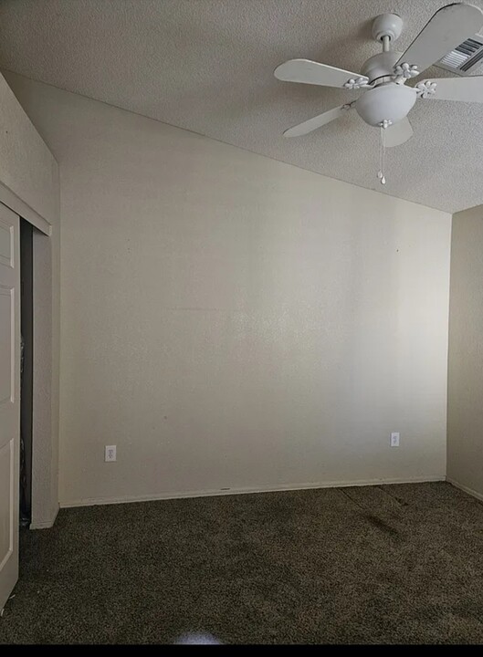 9230 E 30th Pl in Yuma, AZ - Building Photo