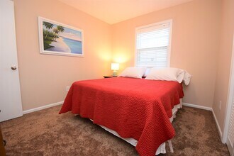 617 Plymouth Dr in Wilmington, NC - Building Photo - Building Photo