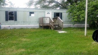 224 Herbert Rd in Lafayette, LA - Building Photo