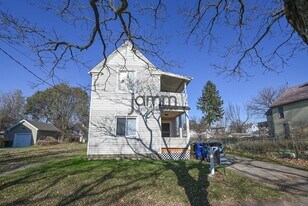 6616 Wakefield Ave in Cleveland, OH - Building Photo