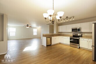 43722 Bedford Dr in Maricopa, AZ - Building Photo - Building Photo