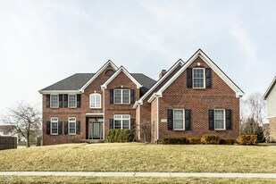 8102 Fairway Dr in Brownsburg, IN - Building Photo