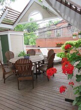 1453 W Belmont Ave, Unit 1 in Chicago, IL - Building Photo - Building Photo