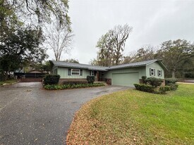 1706 NE 4th St in Ocala, FL - Building Photo