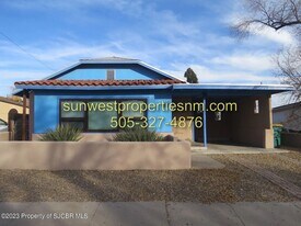 210 Ct in Farmington, NM - Building Photo
