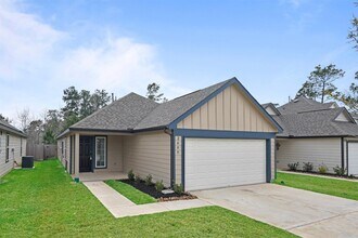 2409 Kivver Dr in Conroe, TX - Building Photo - Building Photo
