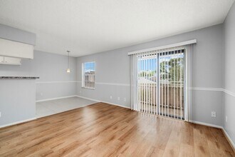 2750 Holly Hall St, Unit 418 in Houston, TX - Building Photo - Building Photo