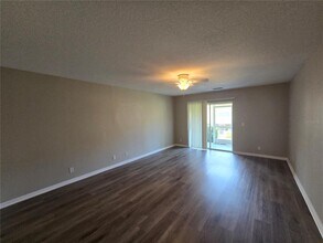 236 Castlekeeper Pl in Valrico, FL - Building Photo - Building Photo