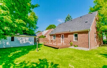 1231 Washtenaw Rd, Unit 1 in Ypsilanti, MI - Foto de edificio - Building Photo