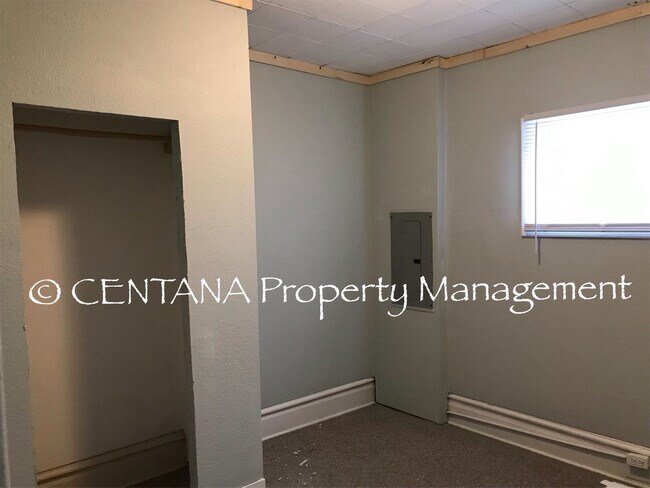 property at 2537 S Dakota St