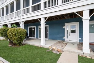 5 River Row in Ottawa, IL - Building Photo