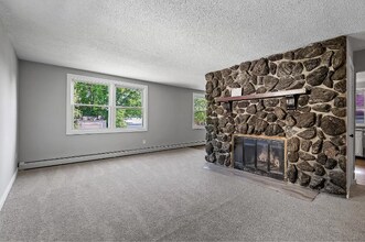 88 King St W in St. Paul, MN - Building Photo - Building Photo