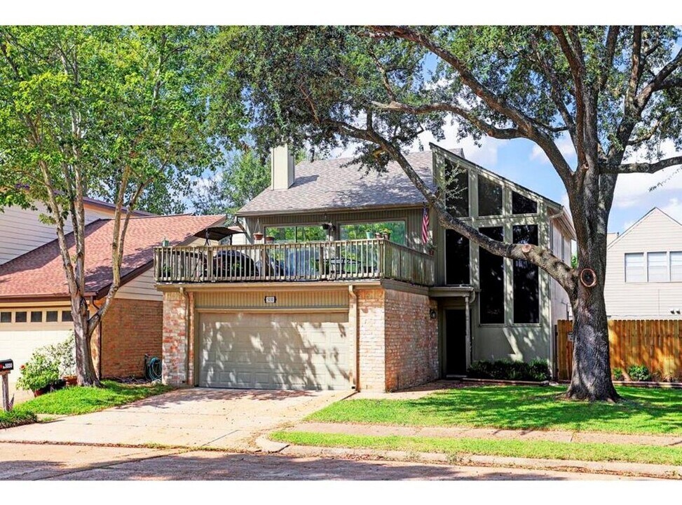 5030 Autumn Forest Dr in Houston, TX - Building Photo