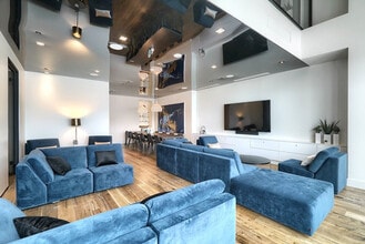 815 Rue de la Montagne in Québec, QC - Building Photo - Building Photo