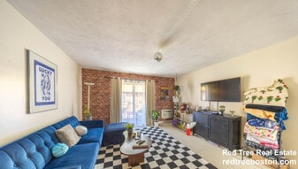 31 Westgate Rd in Boston, MA - Building Photo